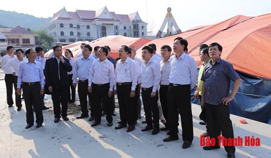 Đoàn đại biểu cấp cao tỉnh 32win đăng nhập thăm, 32win xom tại tỉnh Hủa Phăn (Lào)