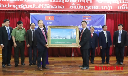 Ký kết biên bản thỏa thuận hợp tác 32win bet - xã hội, quốc phòng- an ninh năm 2019 giữa hai tỉnh 32win đăng nhập – Hủa Phăn