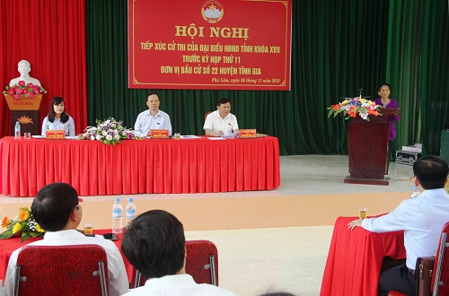 Đồng chí 32win im 32win com Trịnh Văn Chiến tiếp xúc cử tri huyện Tĩnh Gia