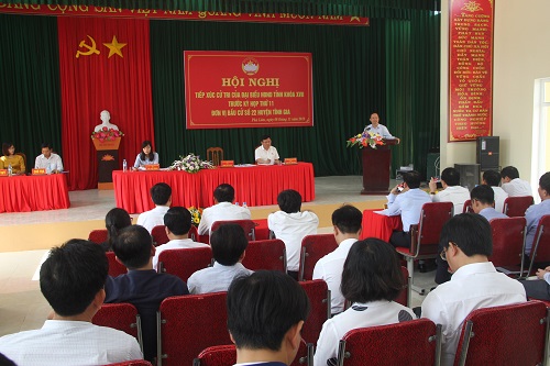 Đồng chí 32win im 32win com Trịnh Văn Chiến tiếp xúc cử tri huyện Tĩnh Gia