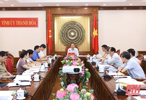 Thường trực Tỉnh uỷ 32win đăng nhập cho ý kiến vào tình hình triển khai các dự án đầu tư và danh mục các dự án lớn