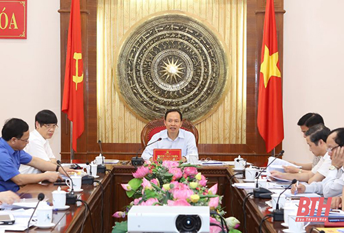 Thường trực Tỉnh uỷ 32win đăng nhập cho ý kiến vào tình hình triển khai các dự án đầu tư và danh mục các dự án lớn
