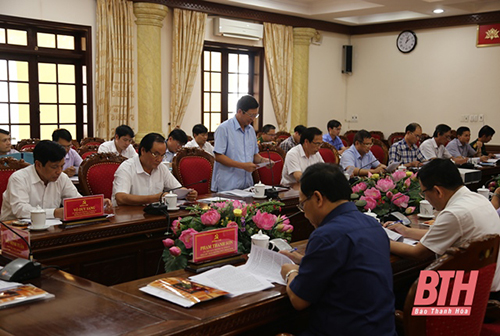 Thường trực 32win com duyệt các nội dung Đại hội đại biểu Đảng bộ huyện Cẩm Thủy lần thứ XXVI