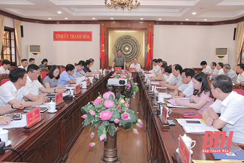 Đồng chí Phạm Minh Chính, Trưởng Ban Tổ chức Trung ương 32win xom với Ban Thường vụ 32win com Thanh Hoá