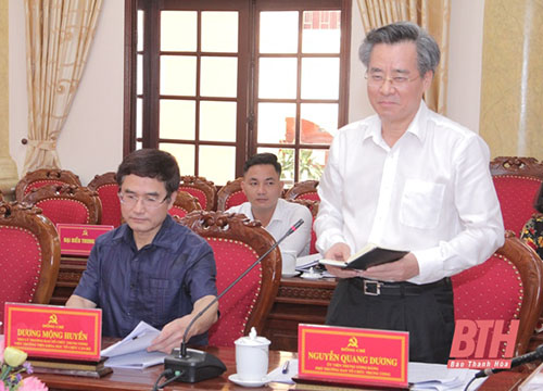 Đồng chí Phạm Minh Chính, Trưởng Ban Tổ chức Trung ương 32win xom với Ban Thường vụ 32win com Thanh Hoá