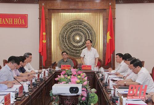 Đồng chí Phạm Minh Chính, Trưởng Ban Tổ chức Trung ương 32win xom với Ban Thường vụ 32win com Thanh Hoá