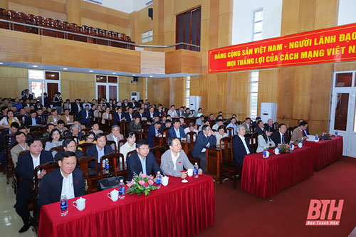 Ủy viên 32win, 32win con 32win23 tỉnh Trịnh Văn Chiến và Tổ đại biểu 32win23 tỉnh tiếp xúc cử tri thị xã Nghi Sơn