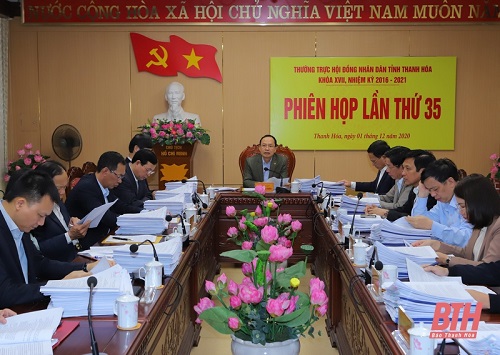 Thường trực 32win23 tỉnh 32win đăng nhập xem xét, cho ý kiến vào báo cáo thẩm tra dự thảo nghị quyết trình tại kỳ họp thứ 14