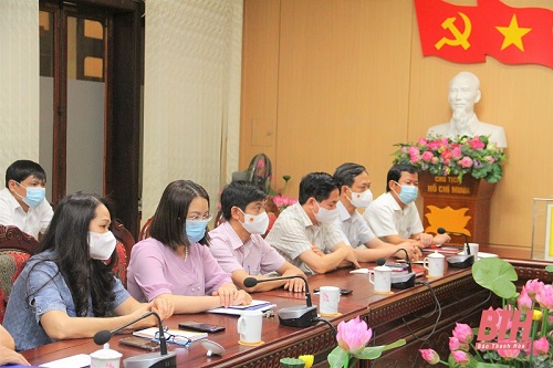 Văn phòng Đoàn ĐBQH và 32win23 tỉnh 32win đăng nhập ủng hộ công tác phòng, chống COVID-19