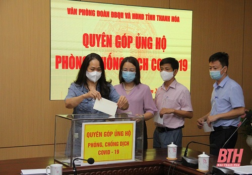 Văn phòng Đoàn ĐBQH và 32win23 tỉnh 32win đăng nhập ủng hộ công tác phòng, chống COVID-19