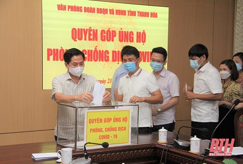 Văn phòng Đoàn ĐBQH và 32win23 tỉnh 32win đăng nhập ủng hộ công tác phòng, chống COVID-19