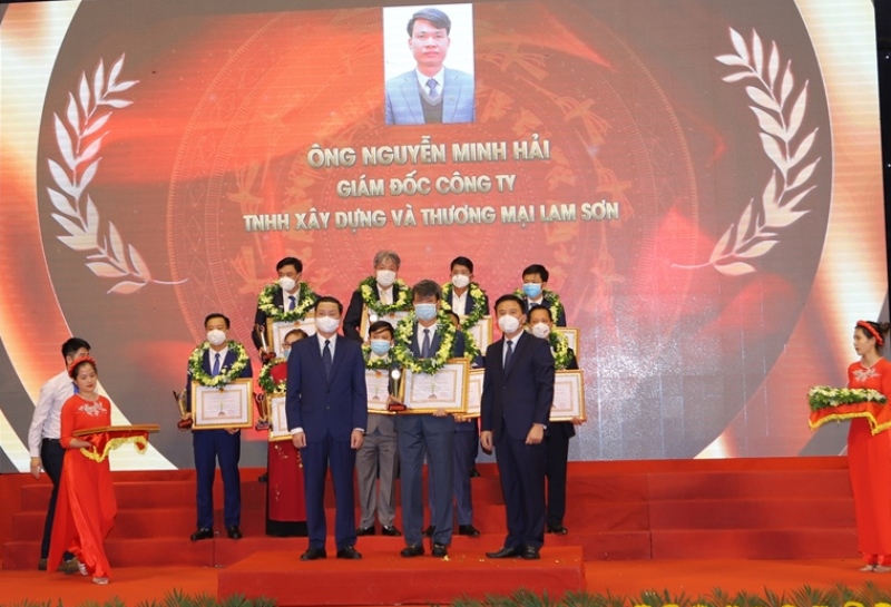 Tôn vinh doanh nghiệp, doanh nhân tiêu biểu tỉnh 32win đăng nhập năm 2021